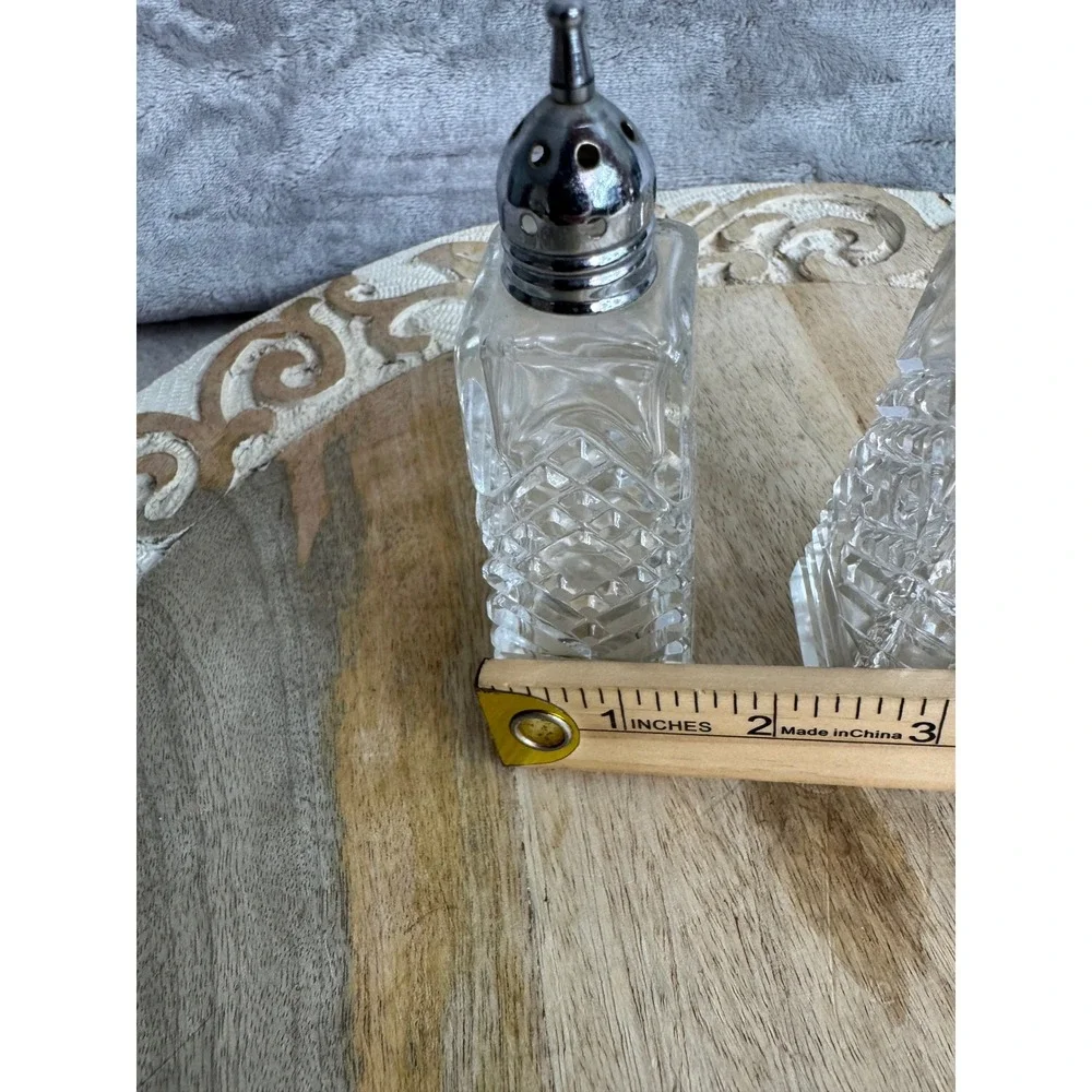Vintage Crystal‎ Glass Salt and Pepper Shakers Set Diamond Cut Square Clear